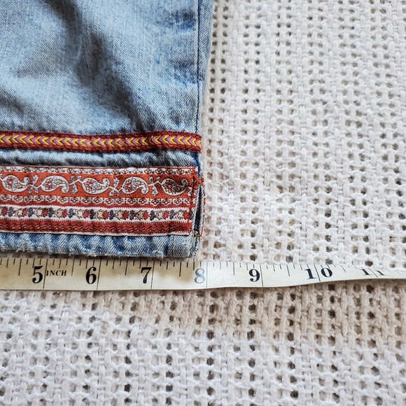 VINTAGE Y2K Women's Zana Di Hi Rise Jeans Embroidered Capri Pants Junior Size 17 - Picture 10 of 11